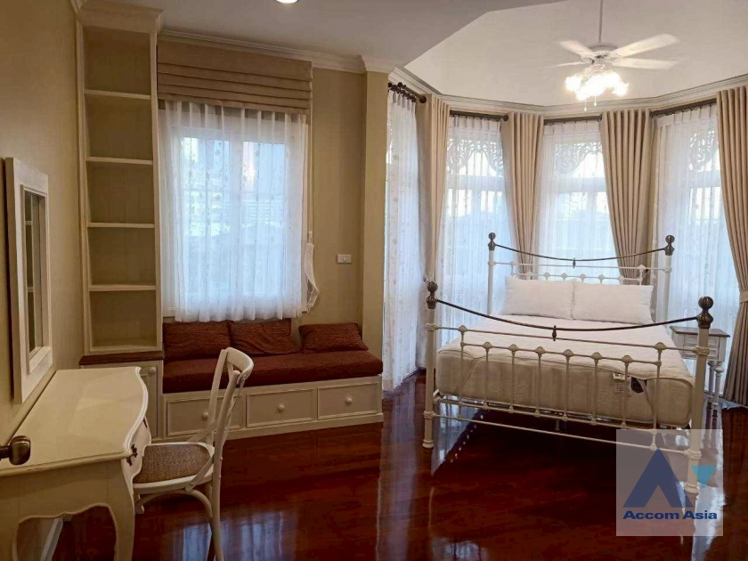 10  4 br House For Rent in Bang Na ,Bangkok  at Fantasia Villa 4 AA45296