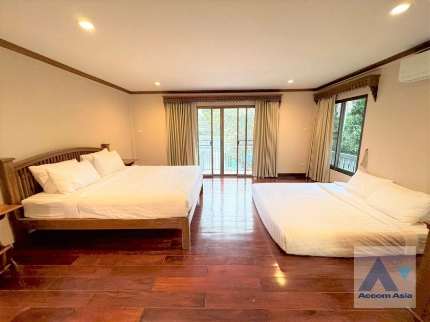 11  3 br House For Rent in Sathorn ,Bangkok BTS Saint Louis - BTS Chong Nonsi at Oriental Style House in Compound with Pool AA45298