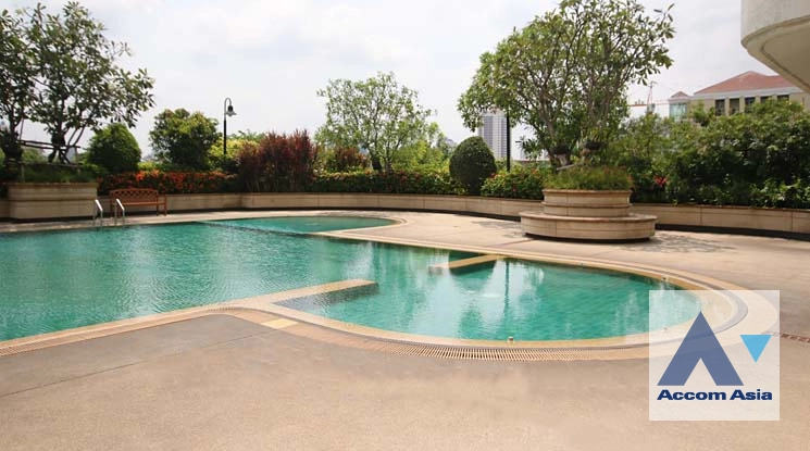  High quality of living Apartment  4 Bedroom for Rent BTS Phrom Phong in Sukhumvit Bangkok