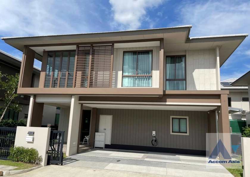  2  4 br House For Rent in Krungthep Kreetha ,Bangkok MRT Yaek Lam Sali at Burasiri Krungthep Kreetha AA45304