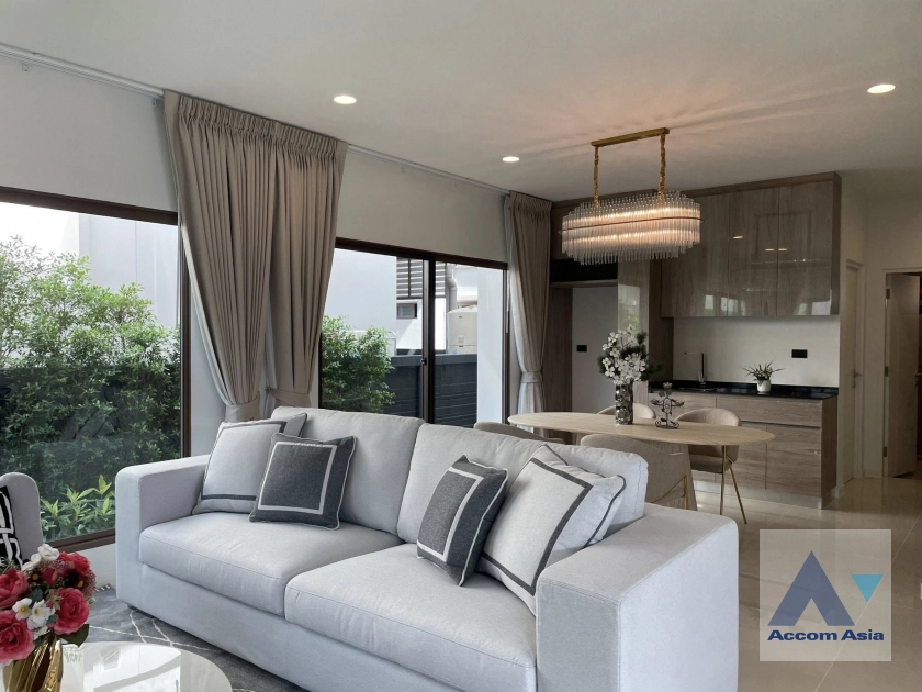  1  4 br House For Rent in Krungthep Kreetha ,Bangkok MRT Yaek Lam Sali at Burasiri Krungthep Kreetha AA45304