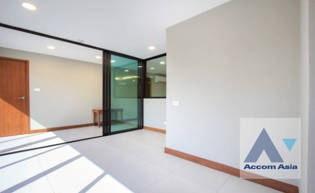 18  2 br Condominium for rent and sale in Sukhumvit ,Bangkok BTS Thong Lo at United Tower AA45306