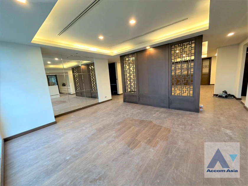 12  3 br Apartment for rent and sale in Sathorn ,Bangkok BRT Thanon Chan at Low Rise Residence AA45308