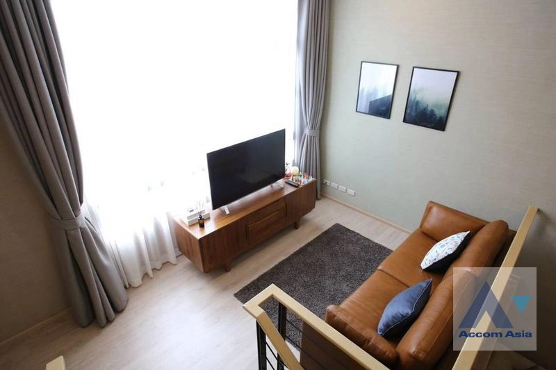 unitFully Furnished, Pet friendly |  3 Bedrooms  Townhouse For Rent in Pattanakarn, Bangkok  near ARL Ramkhamhaeng (AA45314)