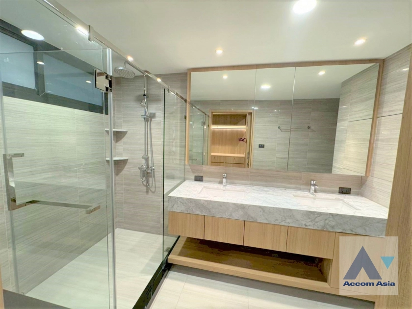 18  3 br Apartment for rent and sale in Sukhumvit ,Bangkok BTS Phrom Phong at Children Dreaming Place AA45315