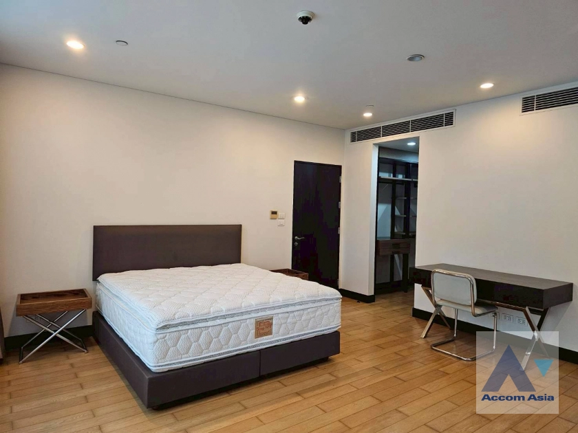 6  2 br Condominium For Rent in Ploenchit ,Bangkok BTS Chitlom at The Park Chidlom AA45318