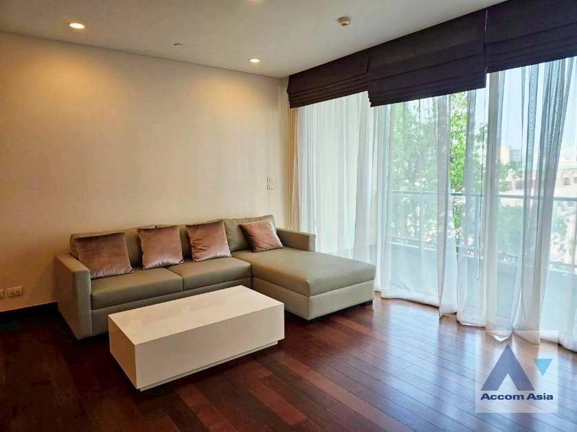  The Park Chidlom Condominium  2 Bedroom for Rent BTS Chitlom in Ploenchit Bangkok