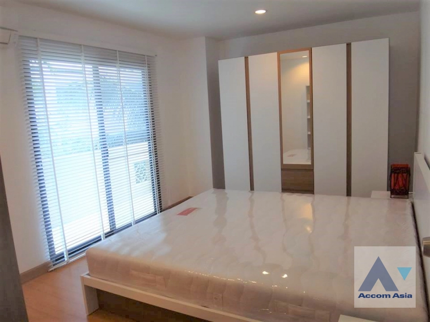 7  2 br Condominium for rent and sale in Silom ,Bangkok BTS Sala Daeng - MRT Silom at Silom Terrace AA45322