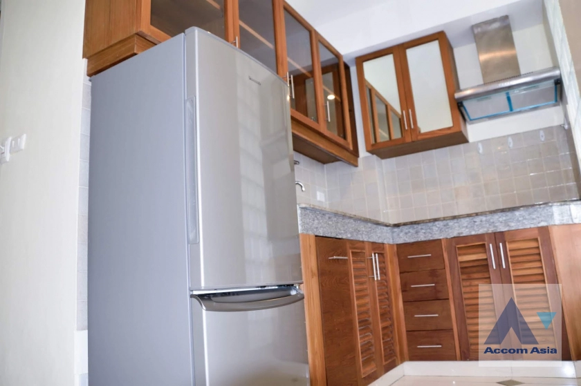 4  2 br Condominium For Rent in Silom ,Bangkok BTS Chong Nonsi at Diamond Tower AA45323