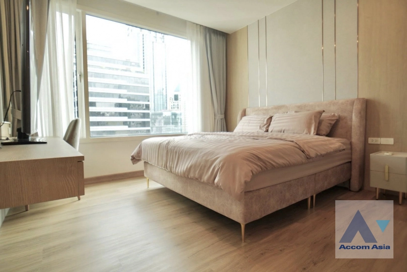 10  3 br Condominium For Rent in Silom ,Bangkok BTS Sala Daeng - MRT Silom at Royal Saladaeng AA45328