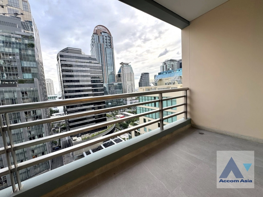 9  3 br Condominium For Rent in Silom ,Bangkok BTS Sala Daeng - MRT Silom at Royal Saladaeng AA45328