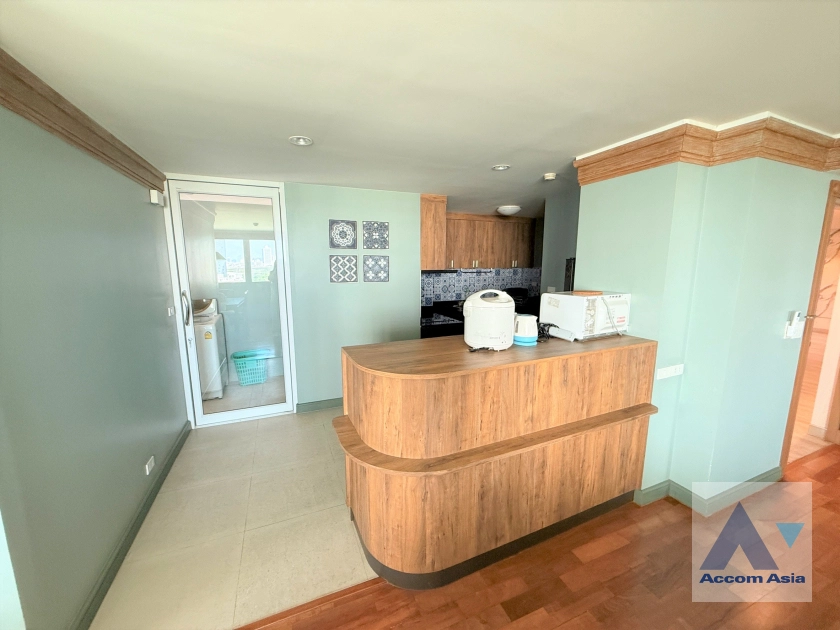 4  2 br Apartment for rent and sale in Sukhumvit ,Bangkok BTS Nana at Contemporary Lifestyle AA45344