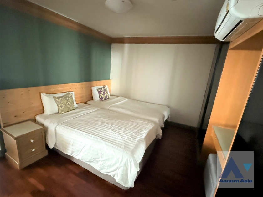 12  2 br Apartment for rent and sale in Sukhumvit ,Bangkok BTS Nana at Contemporary Lifestyle AA45344