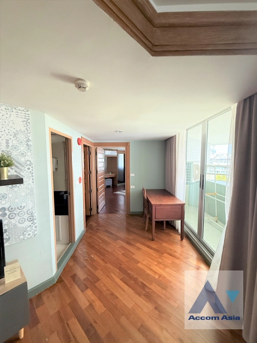 11  2 br Apartment for rent and sale in Sukhumvit ,Bangkok BTS Nana at Contemporary Lifestyle AA45344