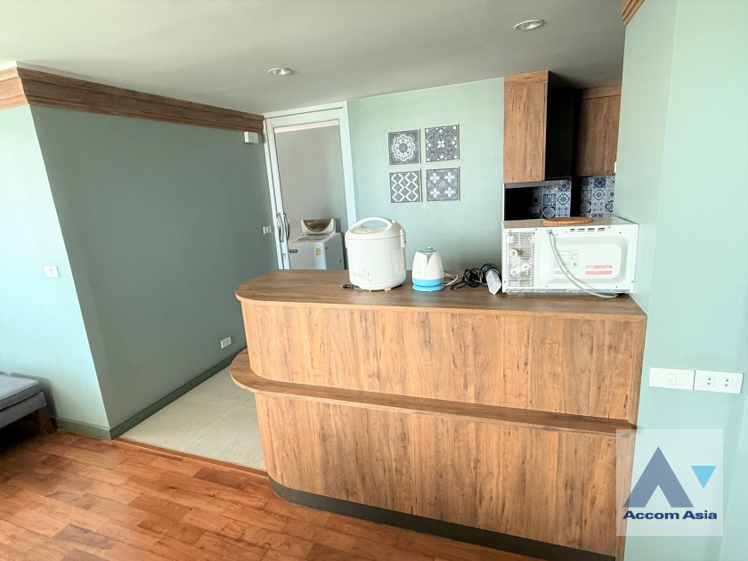 5  2 br Apartment for rent and sale in Sukhumvit ,Bangkok BTS Nana at Contemporary Lifestyle AA45344