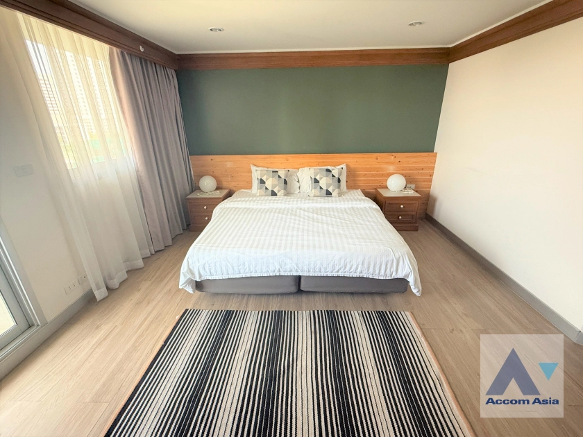 12  2 br Apartment for rent and sale in Sukhumvit ,Bangkok BTS Nana at Contemporary Lifestyle AA45345