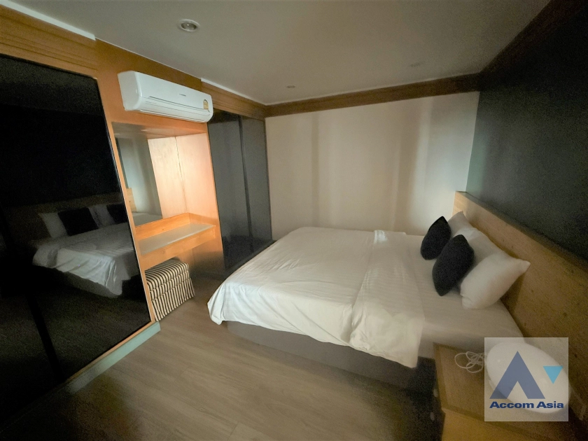 14  2 br Apartment for rent and sale in Sukhumvit ,Bangkok BTS Nana at Contemporary Lifestyle AA45345