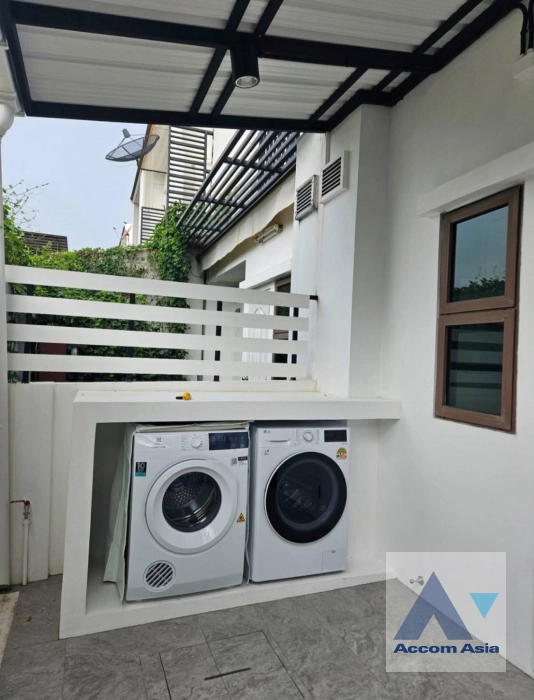 17  3 br Townhouse for rent and sale in Sukhumvit ,Bangkok BTS Bang Chak at The Private Sukhumvit-Bangchak AA45347