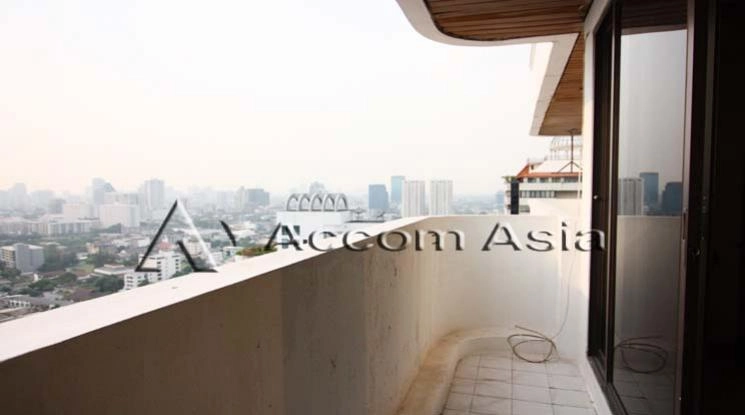 unit 3 Bedrooms  Condominium For Rent & Sale in Sukhumvit, Bangkok  near BTS Ekkamai (25960)