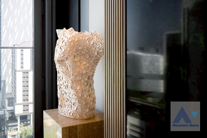 15  1 br Condominium for rent and sale in Ploenchit ,Bangkok BTS Chitlom at Scope Langsuan AA45361