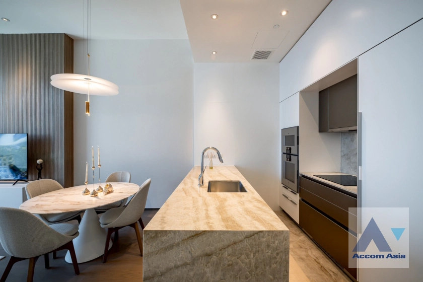 23  1 br Condominium for rent and sale in Ploenchit ,Bangkok BTS Chitlom at Scope Langsuan AA45361