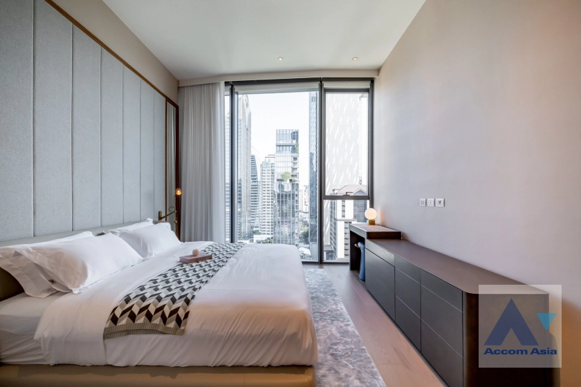 44  1 br Condominium for rent and sale in Ploenchit ,Bangkok BTS Chitlom at Scope Langsuan AA45361