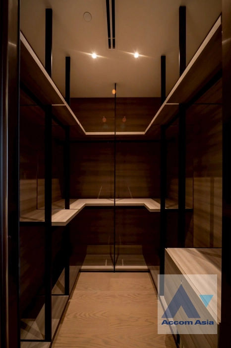 33  1 br Condominium for rent and sale in Ploenchit ,Bangkok BTS Chitlom at Scope Langsuan AA45361