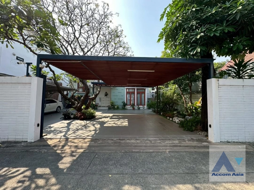 20  5 br House For Sale in Dusit ,Bangkok BTS Ari AA45364