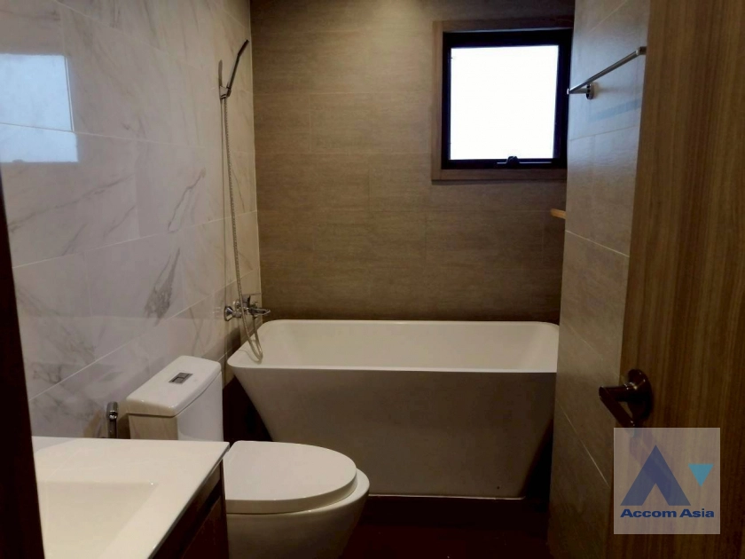 13  3 br Apartment for rent and sale in Sukhumvit ,Bangkok MRT Sukhumvit - BTS Asok at Contemporary Mansion AA45374