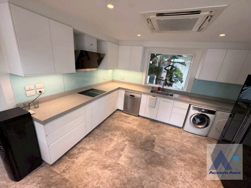 5  3 br House For Rent in Lat Phrao ,Bangkok  at Bangkok Villa AA45376