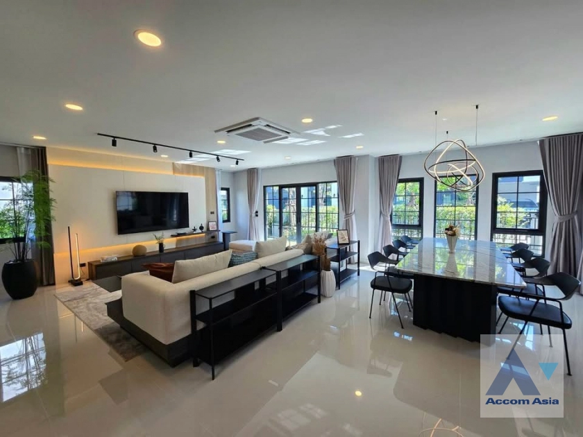 5  5 br House For Rent in Samutprakan ,Samutprakan  at Centro Bangna AA45386