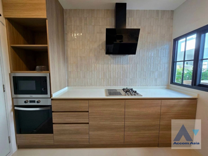 7  5 br House For Rent in Samutprakan ,Samutprakan  at Centro Bangna AA45386