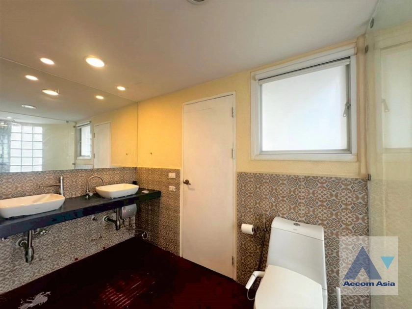 19  3 br Condominium for rent and sale in Sukhumvit ,Bangkok BTS Asok - MRT Sukhumvit at Windsor Tower AA45388