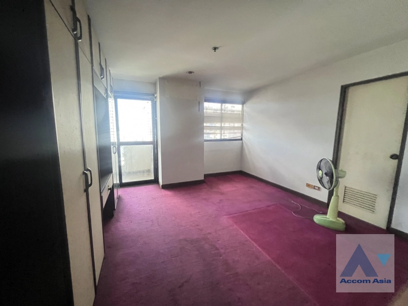  1  3 br Condominium For Sale in Sukhumvit ,Bangkok BTS Asok - MRT Sukhumvit at Century Heights AA45389