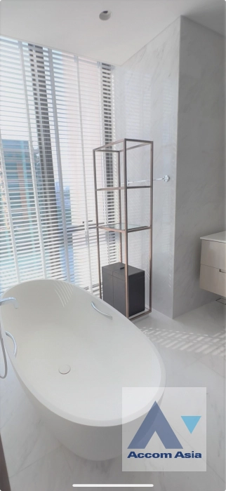 16  2 br Condominium For Rent in Ploenchit ,Bangkok  at The Residences at Sindhorn Kempinski Hotel Bangkok AA45392