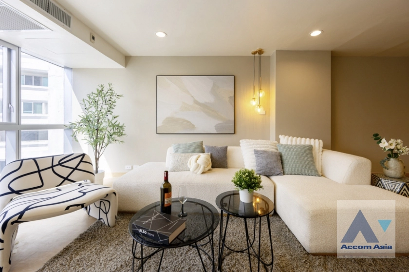  1  2 br Condominium For Sale in Sukhumvit ,Bangkok BTS Phrom Phong at The Waterford Diamond AA45393