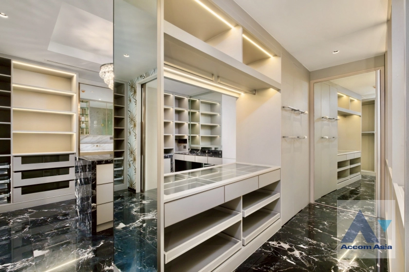 28  3 br Condominium For Sale in Sukhumvit ,Bangkok MRT Sukhumvit - BTS Asok at Fynn Sukhumvit 31 Condominium AA45395