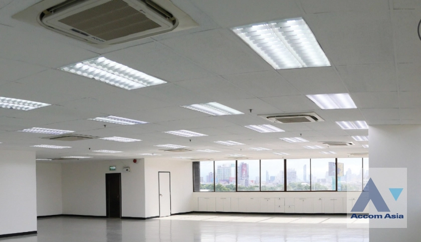 unitOffice |  Office space For Rent & Sale in Sukhumvit, Bangkok  near BTS Phrom Phong - MRT Queen Sirikit National Convention Center (AA45396)