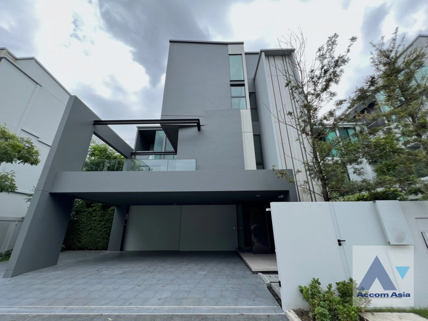 VIVE Krungthep Kreetha House  4 Bedroom for Sale   in Latkrabang Bangkok