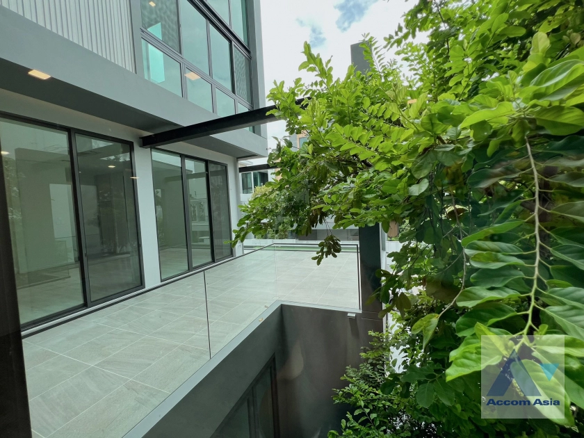 7  4 br House For Sale in Latkrabang ,Bangkok  at VIVE Krungthep Kreetha AA45397