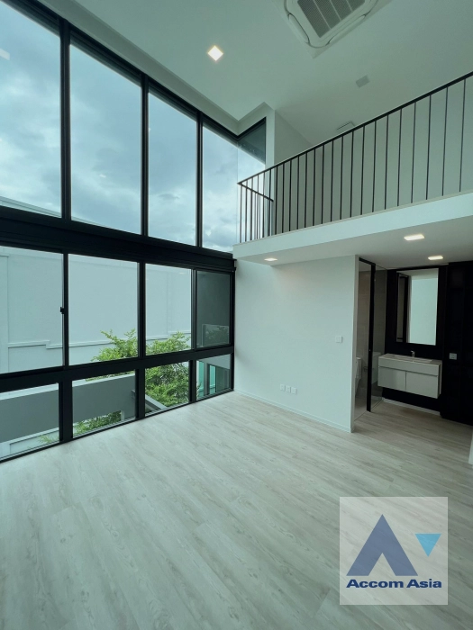 6  4 br House For Sale in Latkrabang ,Bangkok  at VIVE Krungthep Kreetha AA45397