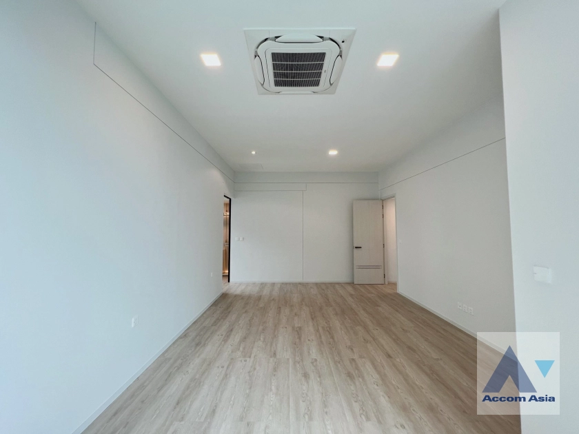 15  4 br House For Sale in Latkrabang ,Bangkok  at VIVE Krungthep Kreetha AA45397