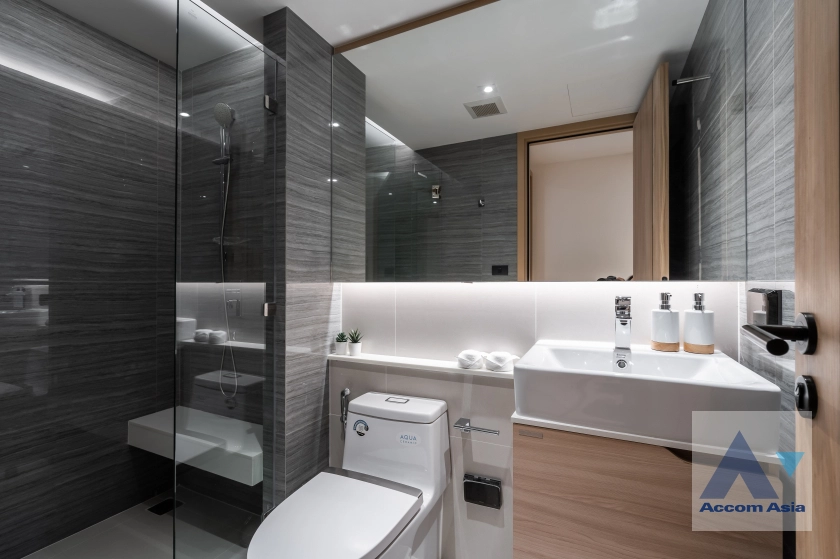 13  2 br Apartment for rent and sale in Sukhumvit ,Bangkok BTS Ekkamai at Luxury apartment AA45400