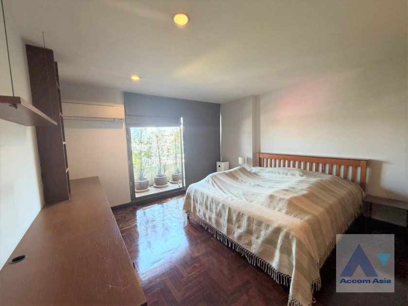7  2 br Condominium For Sale in Sathorn ,Bangkok MRT Lumphini at Supreme Place AA45407