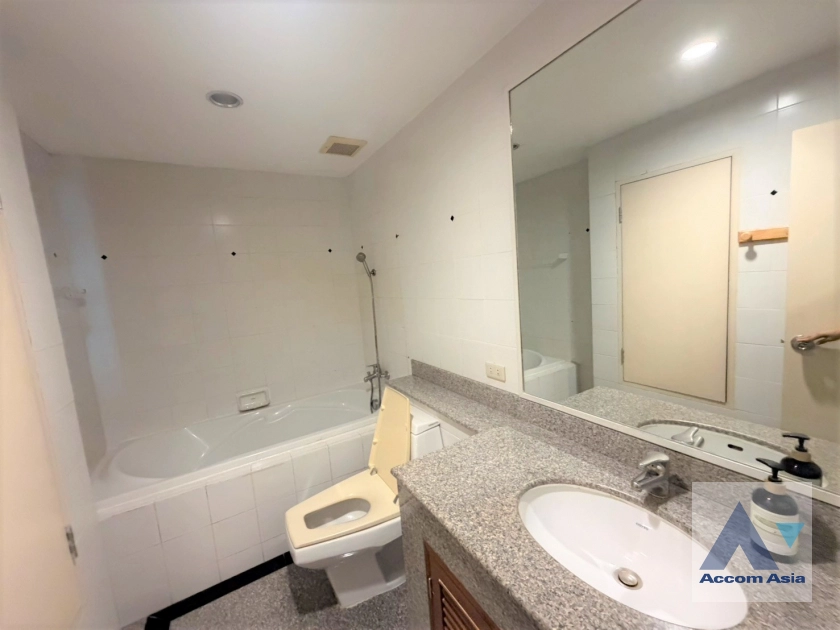 10  2 br Condominium For Sale in Sathorn ,Bangkok MRT Lumphini at Supreme Place AA45407