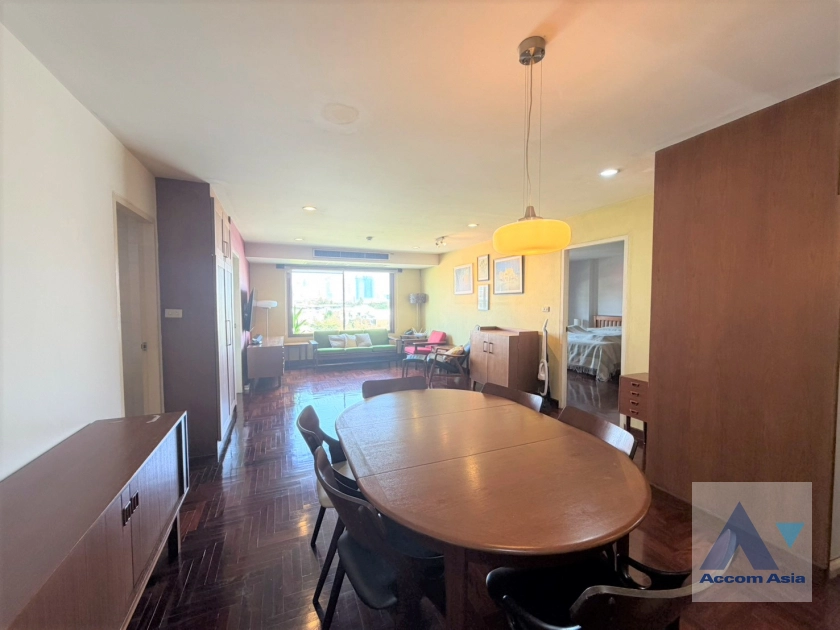 unit 2 Bedrooms  Condominium For Sale in Sathorn, Bangkok  near MRT Lumphini (AA45407)