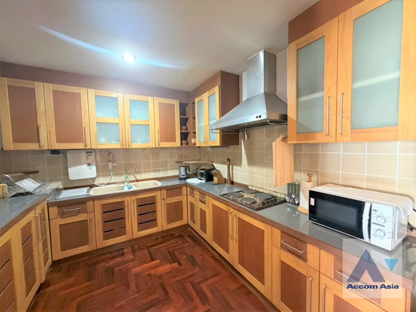 6  2 br Condominium For Sale in Sathorn ,Bangkok MRT Lumphini at Supreme Place AA45407