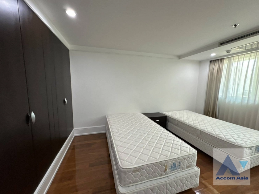 11  3 br Apartment For Rent in Sukhumvit ,Bangkok BTS Nana at Charming view of Sukhumvit AA45421