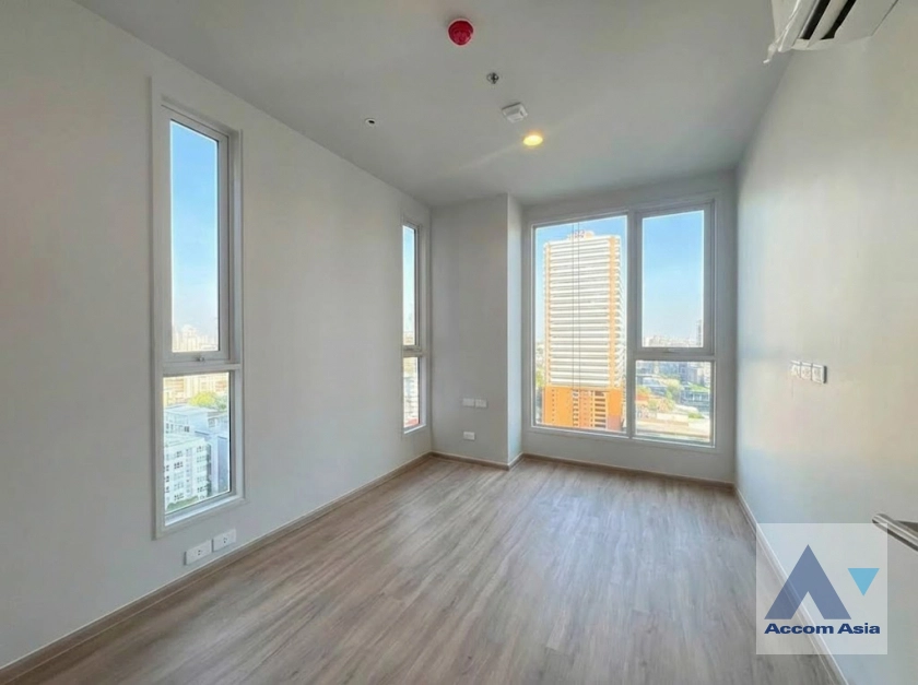 unit 2 Bedrooms  Condominium For Sale in Sukhumvit, Bangkok  near BTS Thong Lo (AA45445)