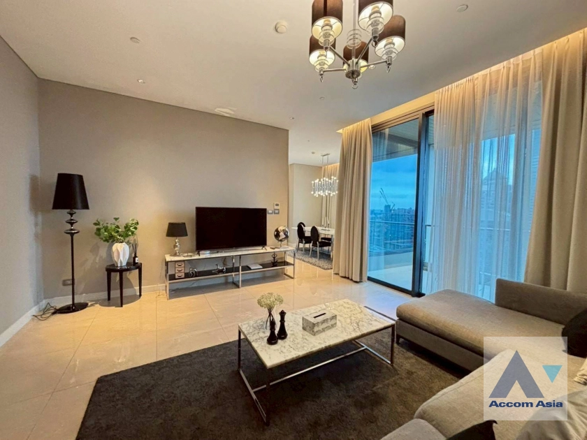 unit 2 Bedrooms  Condominium For Rent & Sale in Ploenchit, Bangkok  near BTS Chitlom (AA45451)